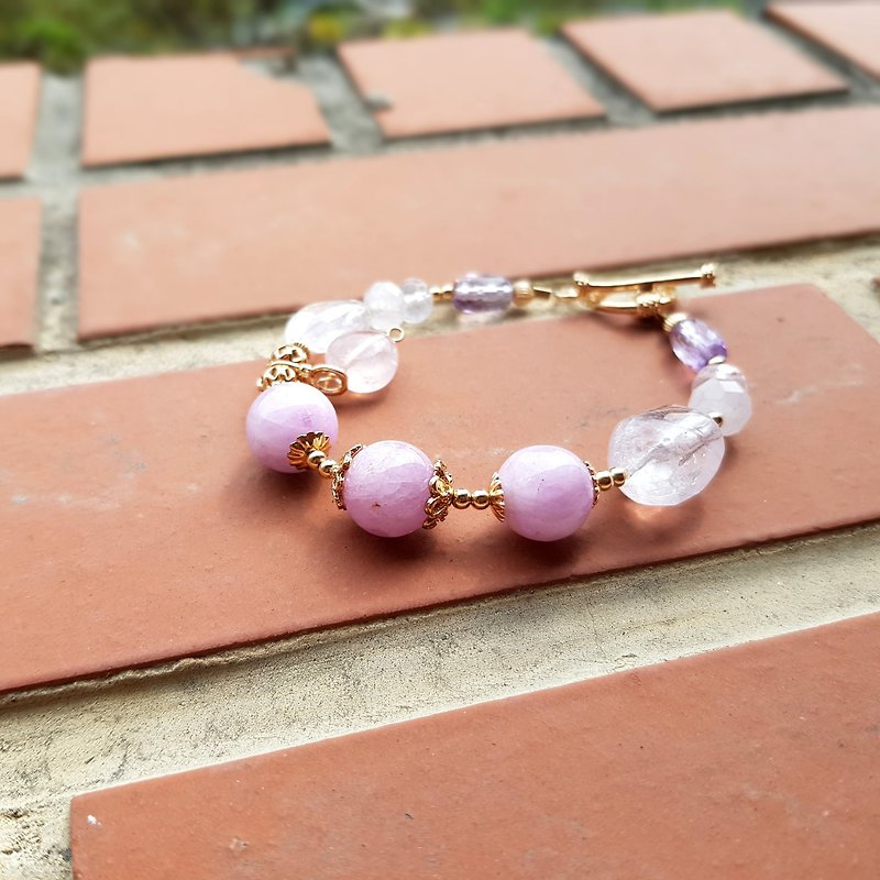 Girl Crystal World [Queen of Gemstone]-Natural Crystal Handmade of Purple Spodum Bracelet-Remade Fine Tuning - Bracelets - Gemstone Purple