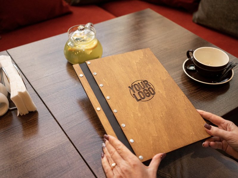 Engraved Wooden Menu Folder with Customizable Options, Personalized Wooden Menu - 其他 - 木頭 多色