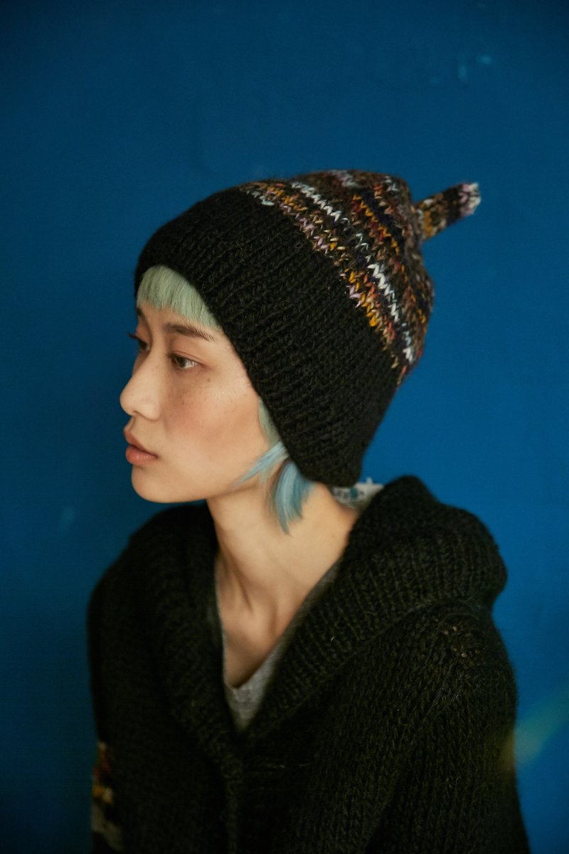 Wool hand-woven black rock colored pointed hat - fair trade - หมวก - ขนแกะ สีดำ