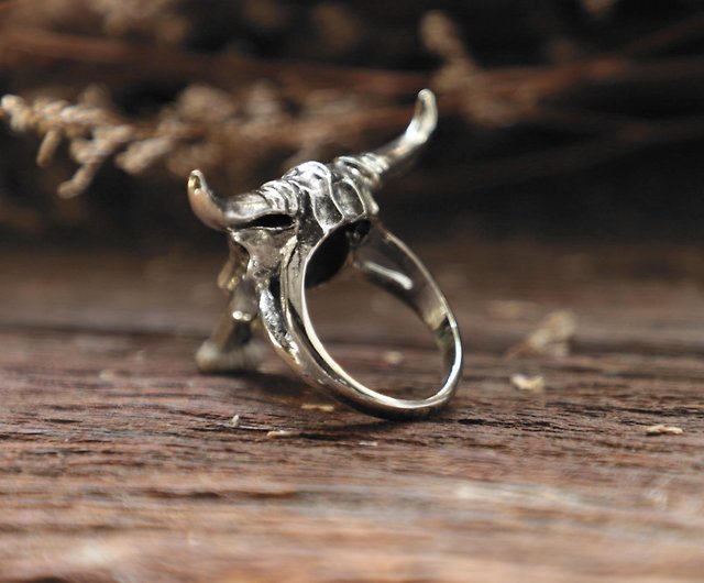 Buffalo Skull Ring for women made of sterling silver 925 Bohemian
