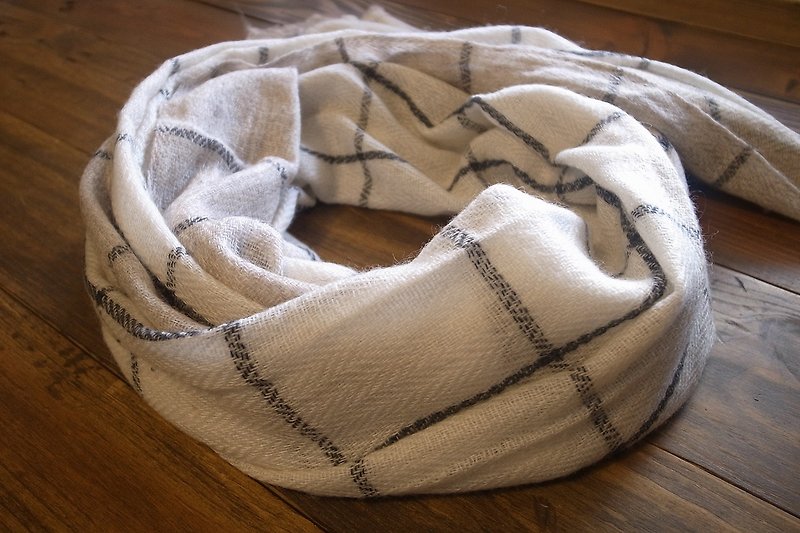 Cashmere Stripes Shawl / Scarf / Stole Handmade from Nepal Plaid_White - Knit Scarves & Wraps - Wool White