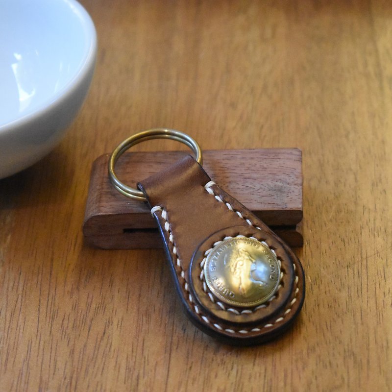 Handmade real coin buckle key ring [old Hong Kong dollar front] Hand-stitched key ring [CarlosHuang Aka] - ที่ห้อยกุญแจ - หนังแท้ สีนำ้ตาล