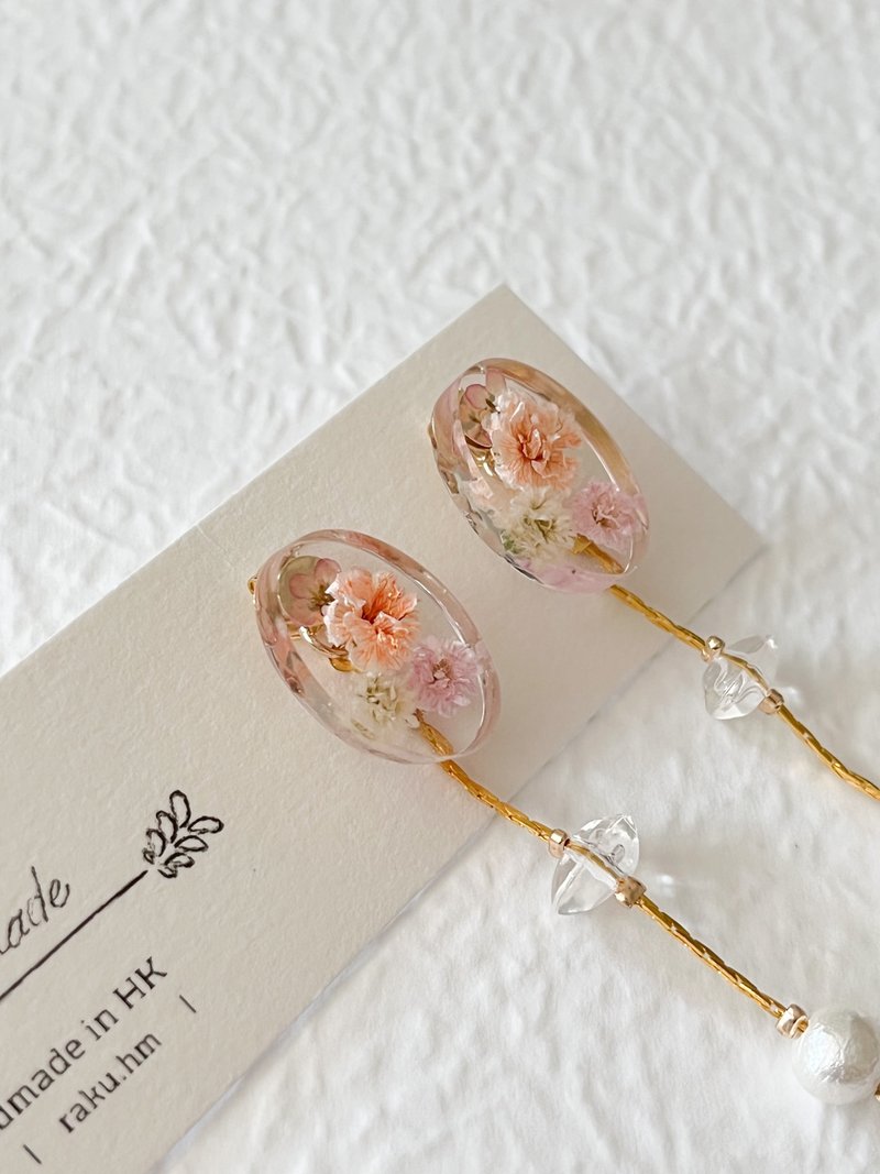 Japanese irregular beaded 2-ways long earrings dried flower drop glue resin pressed flower cotton pearl transparency - Earrings & Clip-ons - Plants & Flowers 