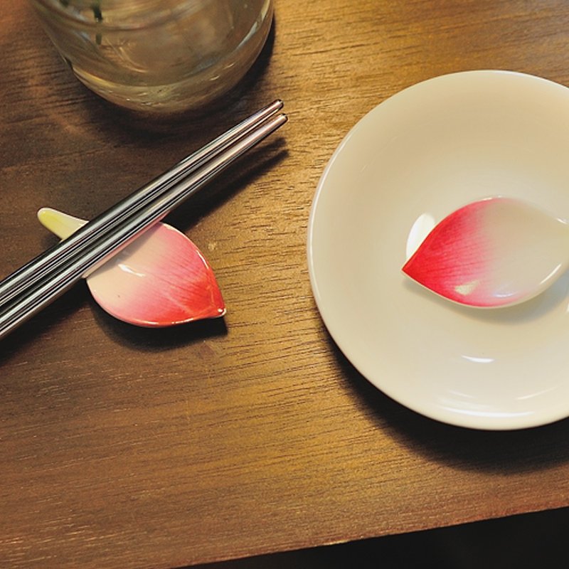 Flower dish rack set + a pair of portable chopsticks and utensils - Chopsticks - Porcelain Red