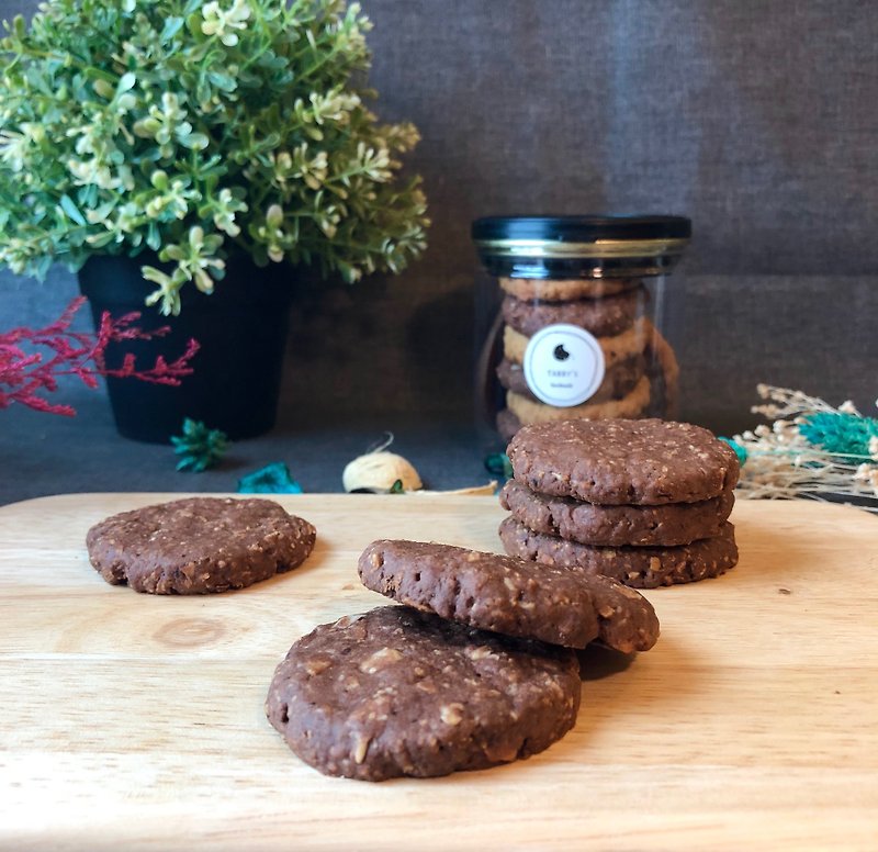 . Tabi made by hand. Mellow black cocoa oatmeal handmade cookies - ซีเรียล - อาหารสด สีนำ้ตาล