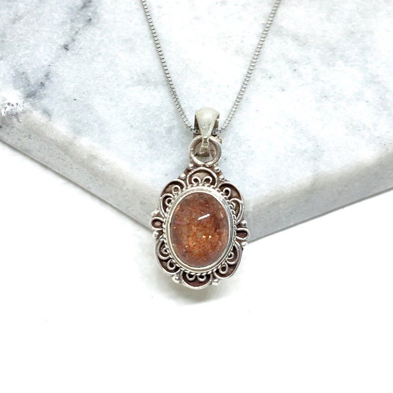 太陽石日光石925純銀古典設計項鍊 尼泊爾手工鑲嵌製作 - 項鍊 - 寶石 橘色
