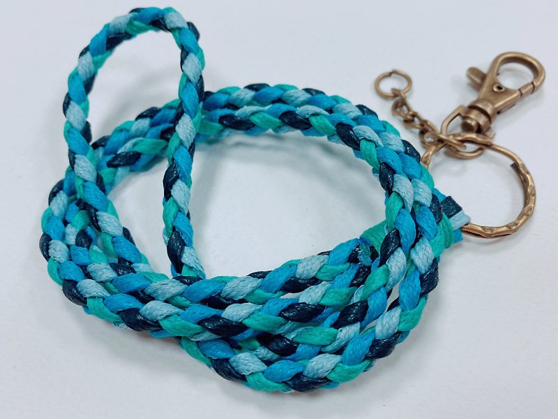 迷之作手編掛繩鑰匙圈掛飾—藍色 - 掛繩/吊繩 - 棉．麻 藍色