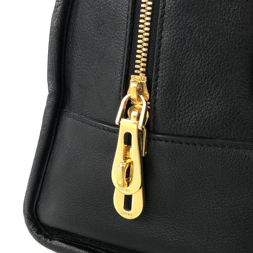 日本直送 名牌中古包 】LOEWE ロエベ アマソナ36 レザー