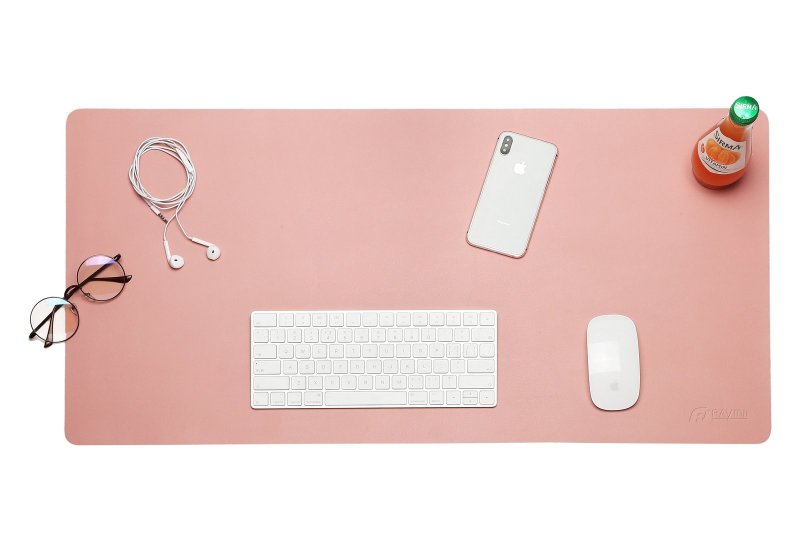 Raymii MP1 desktop pad - Mouse Pads - Faux Leather Pink