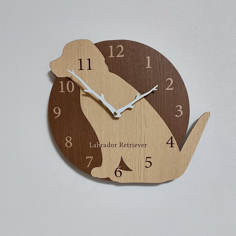 期間値下げ3000円引き 名入れ ワンちゃん はみ出し壁掛時計 ラブラドールレトリーバー　静音時計 - 時計 - 木製 