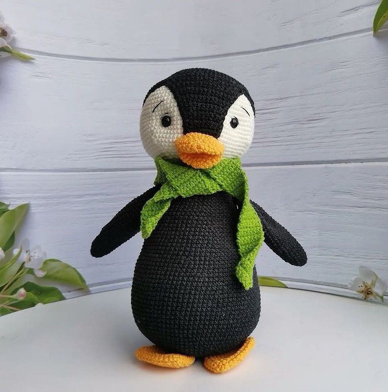 Other Materials DIY Tutorials ＆ Reference Materials - Digital Download - PDF. Penguin crochet pattern in English.
