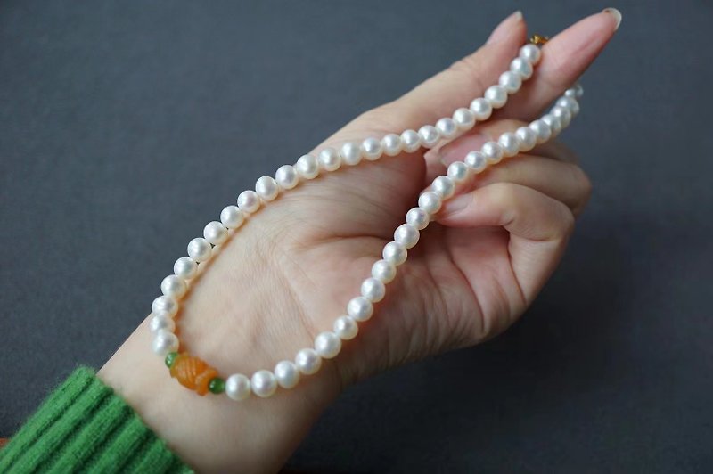 Natural freshwater pearls. life number 9