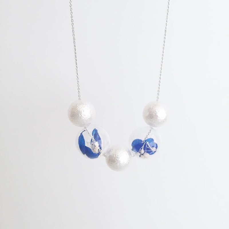 寶藍色 不凋花 保鮮花 玻璃珠  透明 項鏈 頸鏈 項鍊 頸鍊 - 項鍊 - 玻璃 藍色