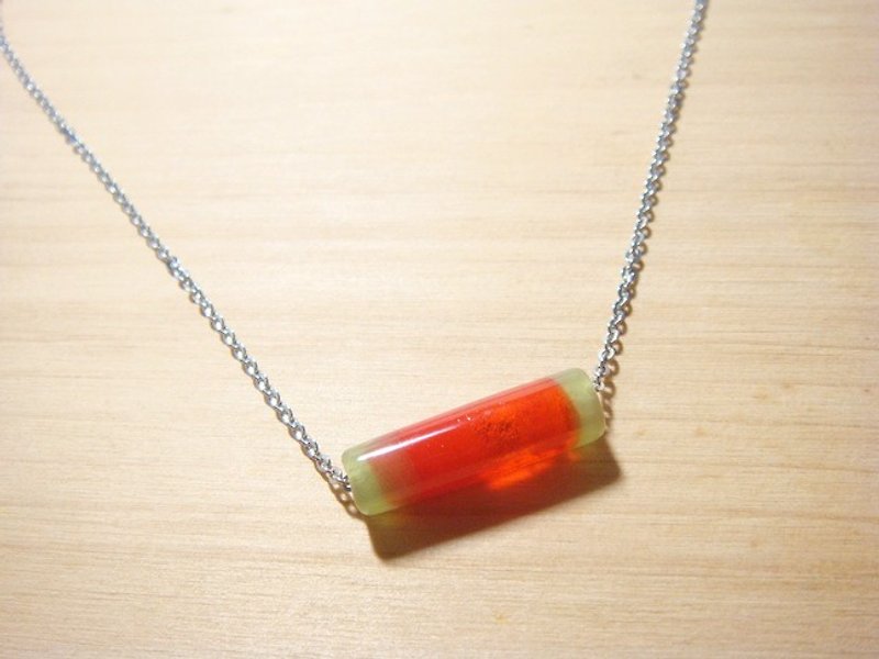 Grapefruit'm handmade glass - cherry red x jade green - wild necklace (fine) steel chain simple style can touch the water - สร้อยคอ - แก้ว สีแดง