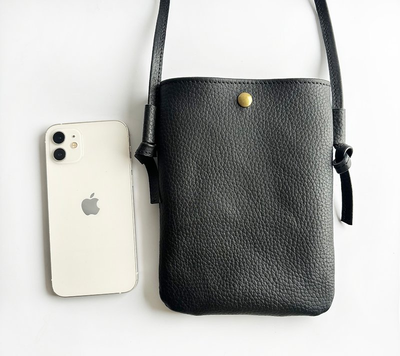black shoulder pochette - Messenger Bags & Sling Bags - Genuine Leather Black