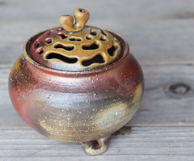 備前焼 香炉(桐箱付き) i-056 - ショップ 宗兵衛窯 アロマ・線香 - Pinkoi