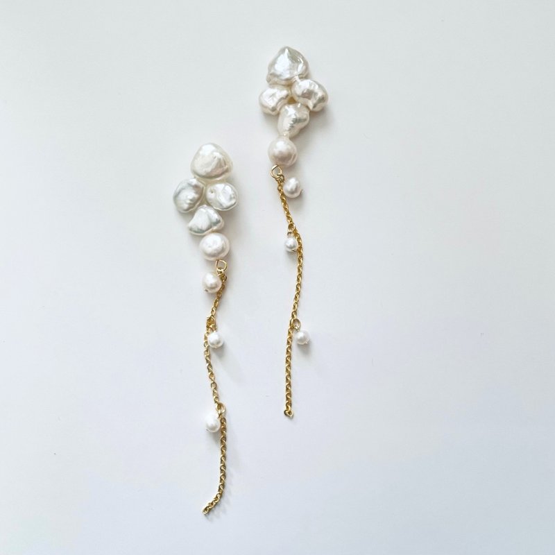 Glossy pearl earrings - Earrings & Clip-ons - Pearl White