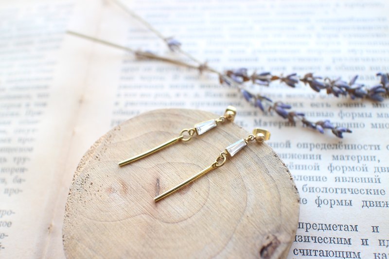 Simple-zircon brass earrings - Earrings & Clip-ons - Copper & Brass Gold