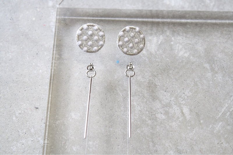 Dot bar Silver earrings - Earrings & Clip-ons - Thread Silver