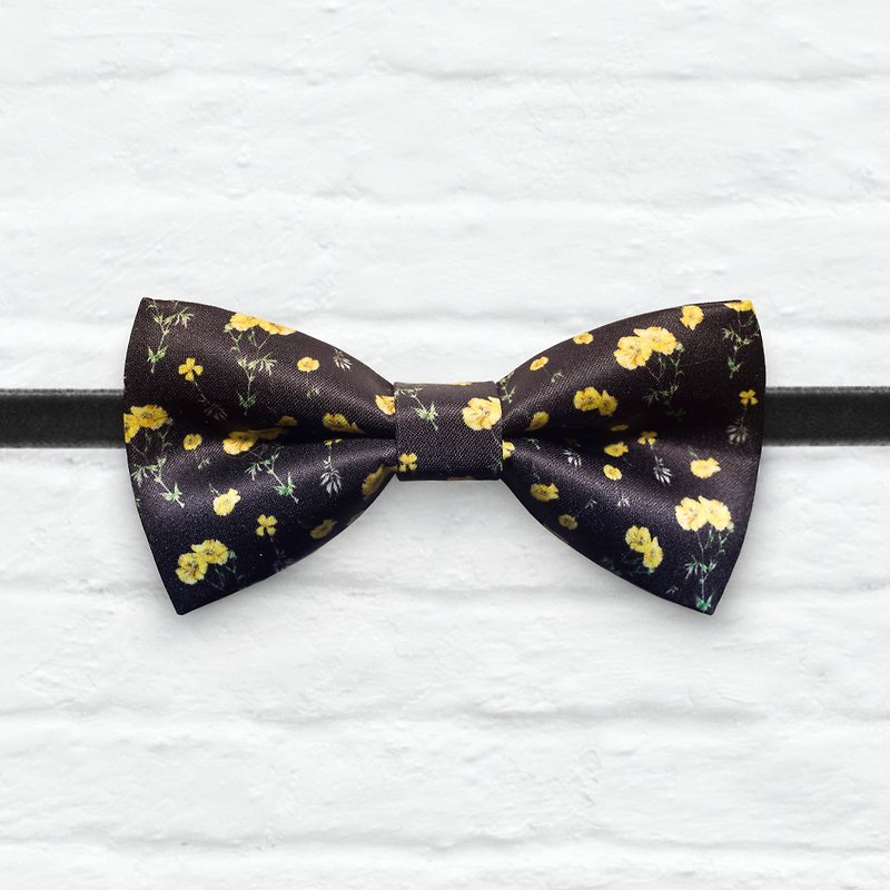 Style 0346 Bowtie - Wedding Bowtie, Gift for Him, Toddler Bow tie, Groomsmen bow tie, Pre Tied and Adjustable Novioshk - Chokers - Polyester Black