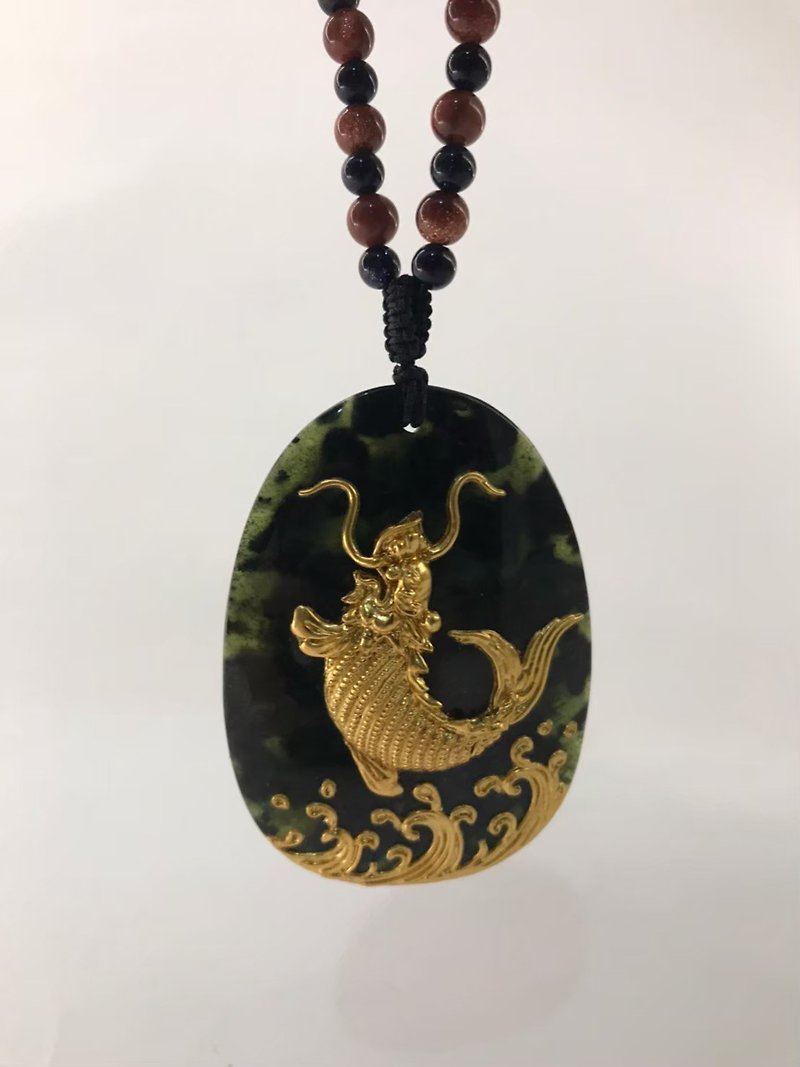 Chenmo Gold Series-Arowana Necklace Jewelry Pendant - Necklaces - Jade 