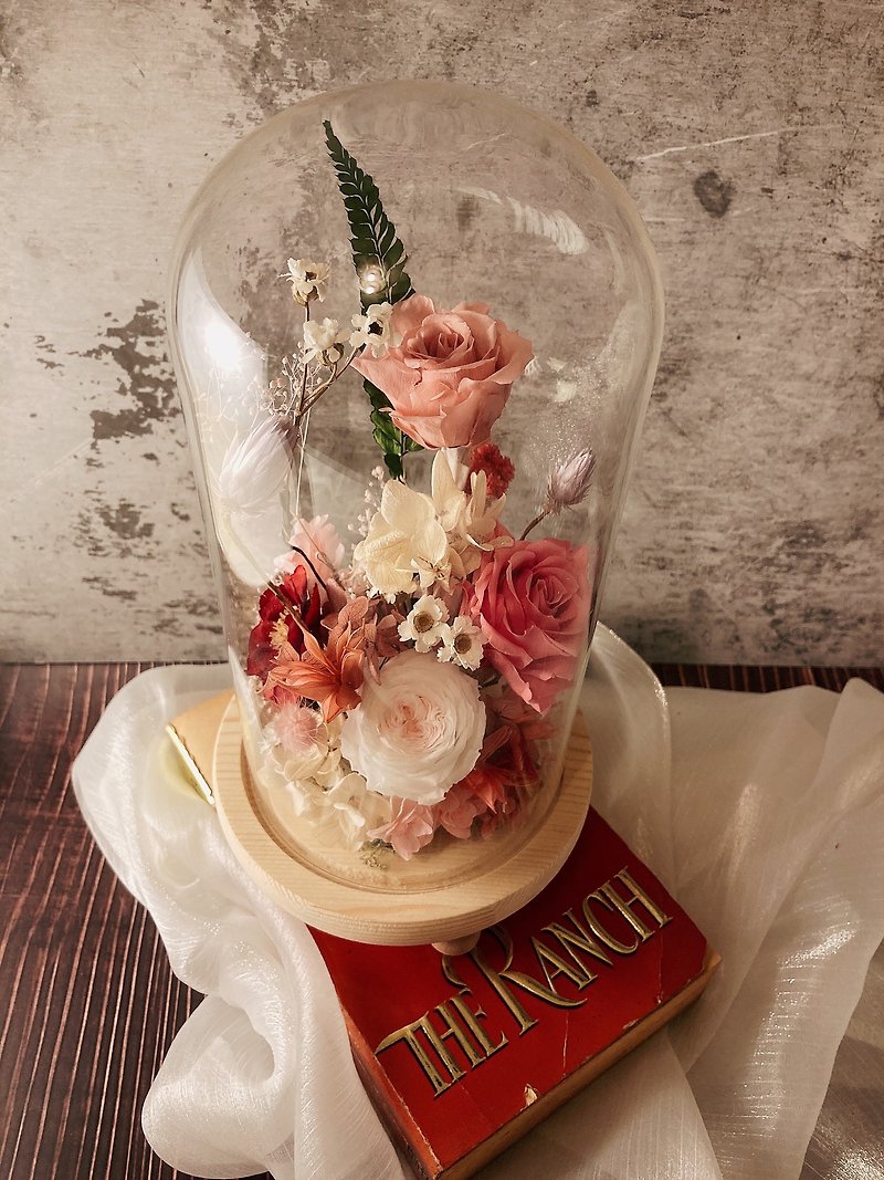 無聊玩玩花-永生玫瑰玻璃花盅 可客製/新年花禮/紀念禮物/ 鍾罩 - 乾花/永生花 - 植物．花 多色