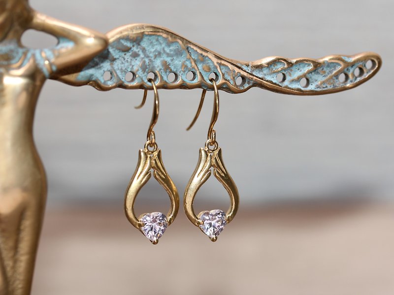 [Spring is coming] Vintage hollow heart Stone earrings - ต่างหู - เครื่องเพชรพลอย สีม่วง