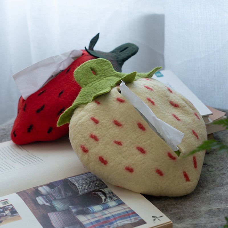 Keren wool felt strawberry home storage paper box tissue box gift home cute decoration literature and art small fresh - กล่องทิชชู่ - ขนแกะ 