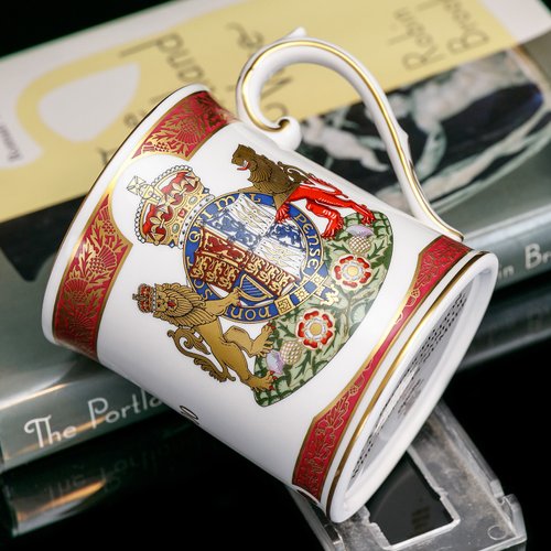 British-made Spode King's Style 2000 Limited Bone China