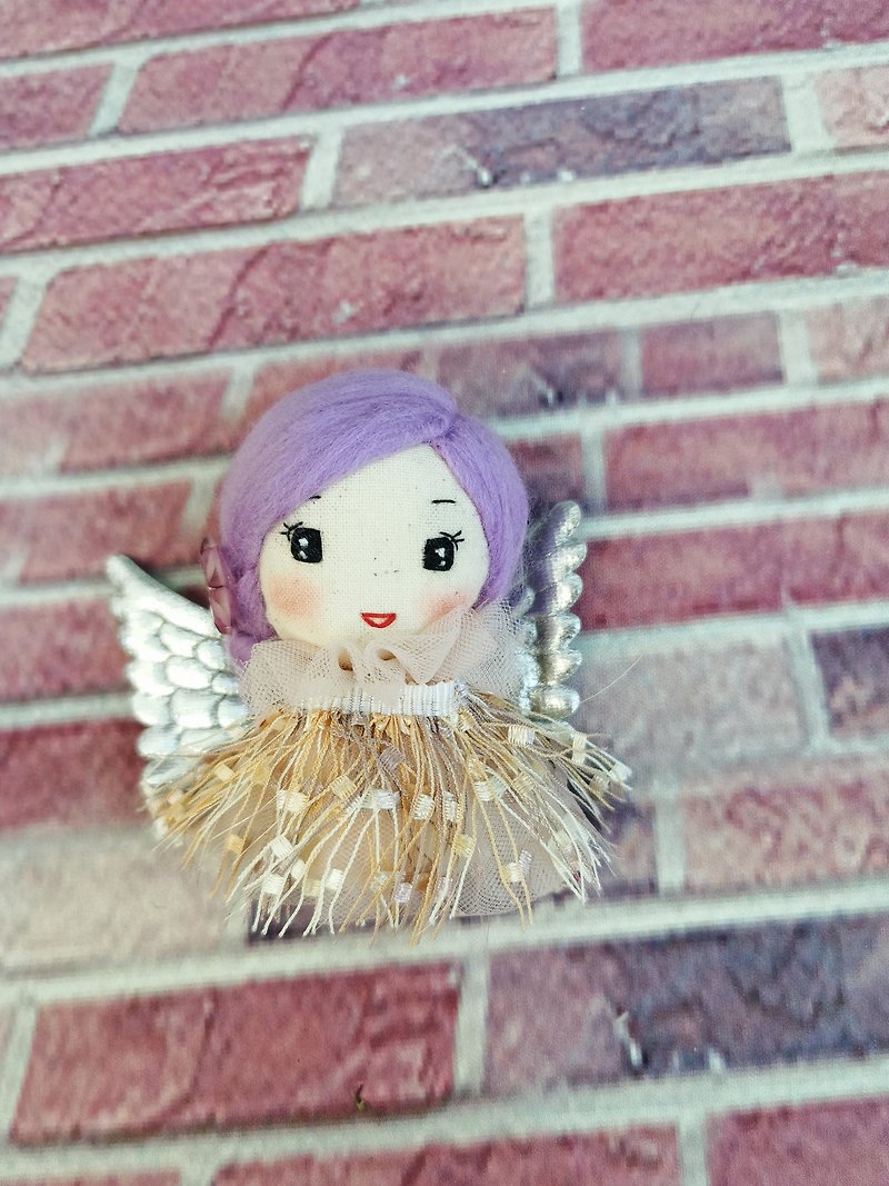 Handmade Brooch- Little Angel - 玩偶/公仔 - 棉．麻 紫色