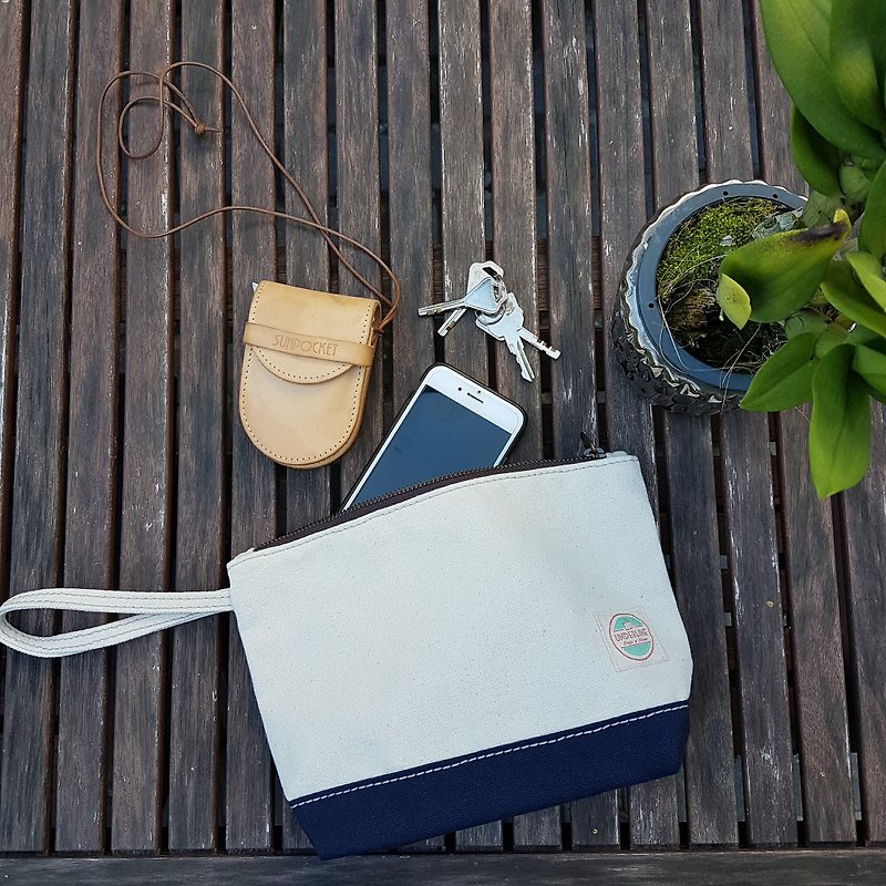 Off-white/Navy Canvas Handbag HB02 / Clutch / daily use - Toiletry Bags & Pouches - Cotton & Hemp White