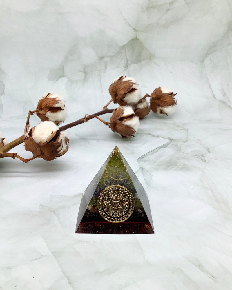 客製化奧鋼能量塔-圖為客訂分享 王者之心 守護 - 擺飾/家飾品 - 水晶 多色