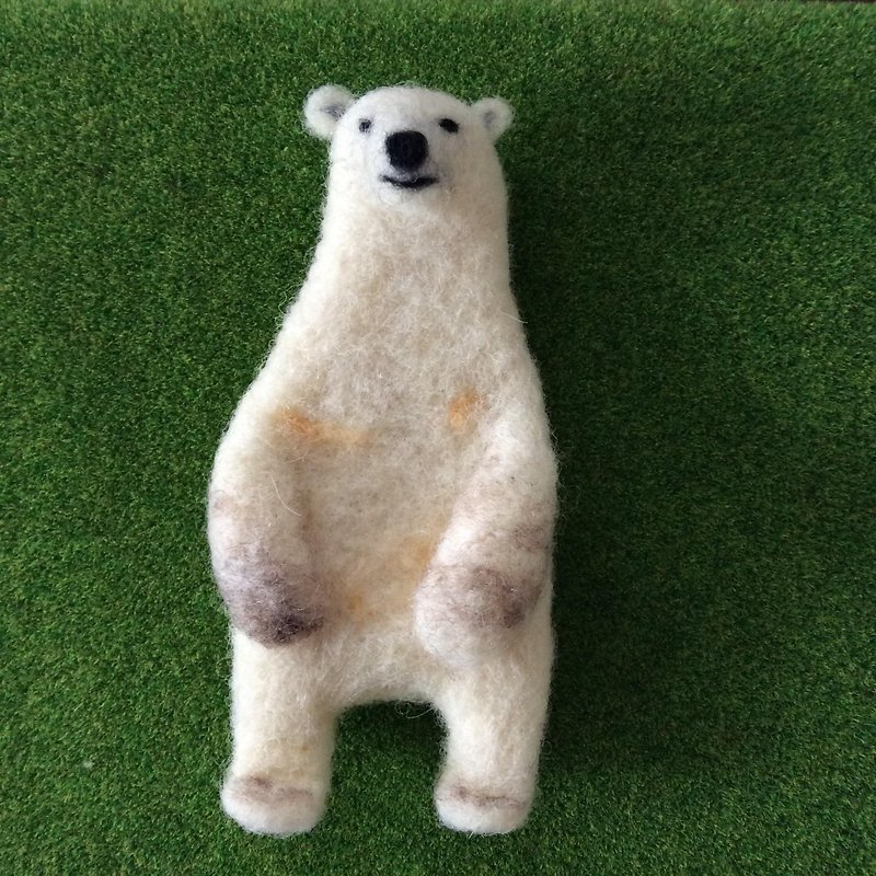 Polar Bear Steve Full Body Brooch 1 - Brooches - Wool White