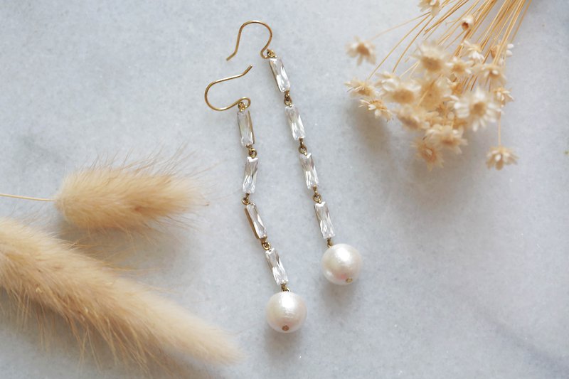 ::jiejie::Shimmer Series│Zircon Chain Long Earrings - Earrings & Clip-ons - Gemstone White