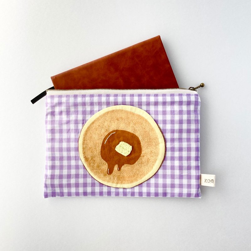 鬆餅與格紋萬用包 - 化妝袋/收納袋 - 棉．麻 紫色