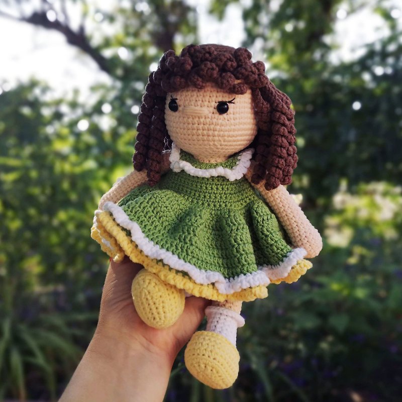 crochet pattern Linna doll in summer dres DIY amigurumi girl doll pattern PDF
