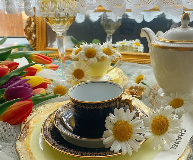 1950 Art deco hand painted 24k gold coffee mug antique mug flower tea mug  set of two in stock - Shop Annie's antiques Mugs - Pinkoi