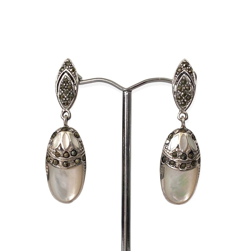 Art Deco Style Mother of Pearl&Marcasite Drop Earrings / Set 925 Sterling Silver - 耳環/耳夾/耳骨夾 - 純銀 白色