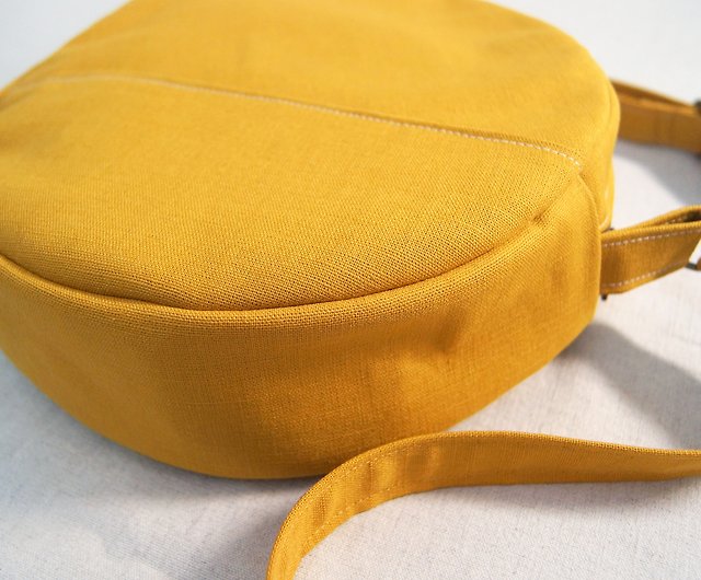 Small Saddle Crossbody Bag - Yellow