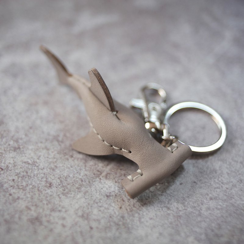 純手工製 迷你 灰色 雙髻鯊 Hammerhead shark Key holder - 鑰匙圈/鑰匙包 - 真皮 灰色