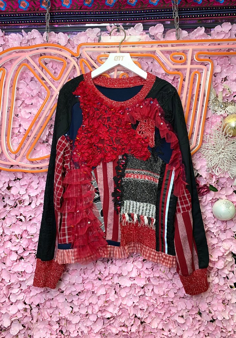 OTT unique•Japanese red Christmas and New Year patchwork woolen top - Women's Tops - Wool Red