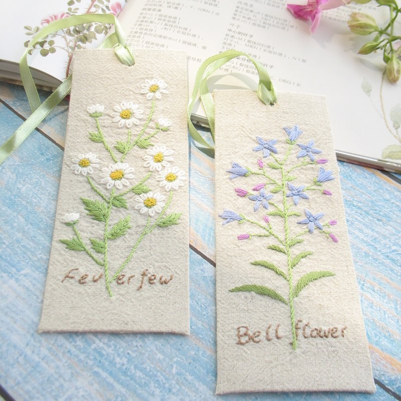 Handmade Embroidery Bookmark DIY Material Pack Card Gift - เย็บปัก/ถักทอ/ใยขนแกะ - ผ้าฝ้าย/ผ้าลินิน 