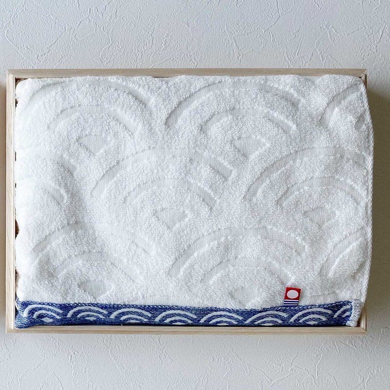 今治タオル バスタオル 織り 120×60cm 　コットン製　日本桐 箱詰め - 毛巾/浴巾 - 棉．麻 白色