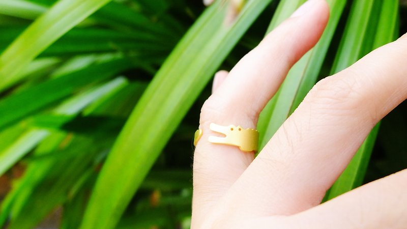 RING Crocodile - 戒指 - 其他金屬 金色