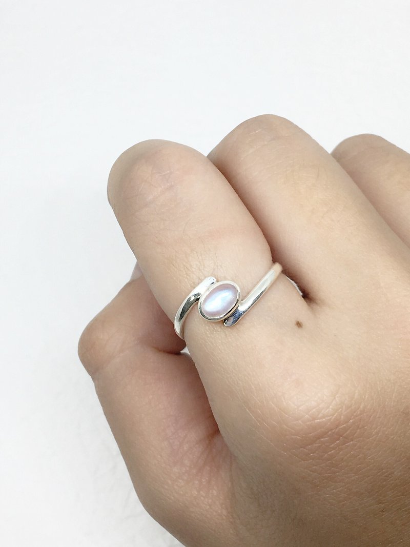 月光石925純銀曲線戒指 尼泊爾手工鑲嵌製作 - 戒指 - 寶石 藍色