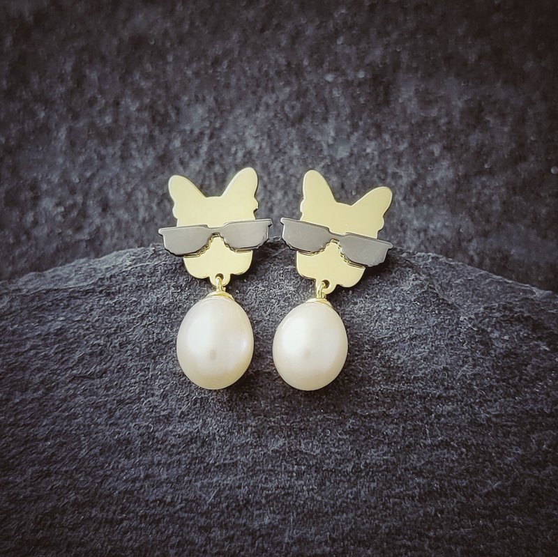 Hip Hop MR BU Sterling Silver Freshwater Pearl Earrings (Glossy Gold Finish) - ต่างหู - เงิน สีเหลือง