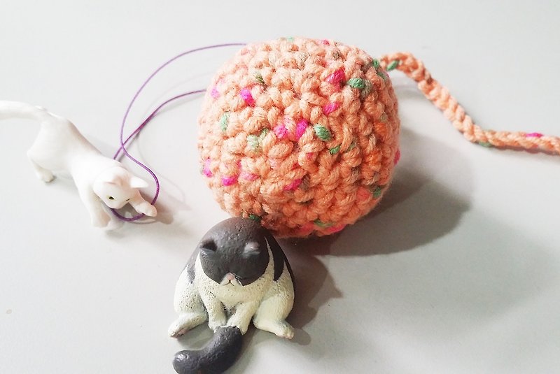 Wool knitting ball – small - Pet Toys - Other Materials Pink