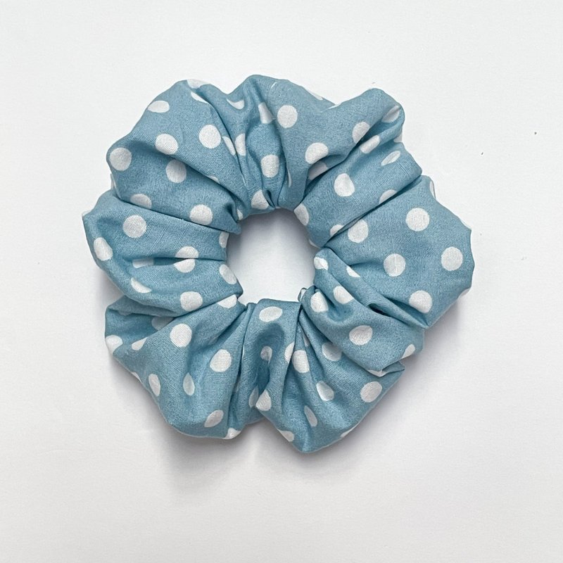 髮圈-天藍白點 - 髮夾/髮圈 - 棉．麻 藍色