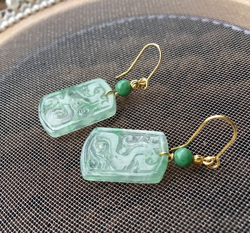 Small boutique / 14K gold high ice floating green dragon pattern small jade brand ear hook / Myanmar jade A goods / - Earrings & Clip-ons - Gemstone Green