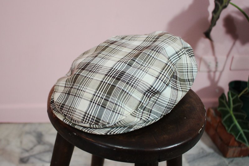 Flat Cap Brown and White Checked Hat (Made in Italy) - หมวก - ผ้าฝ้าย/ผ้าลินิน สีนำ้ตาล